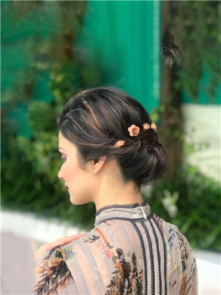 १५ वर्षे मोठ्या अभिनेत्यासोबत अभिनेत्रीनं दिले होते इंटिमेट सीन्स - Marathi News | १५ वर्षे मोठ्या अभिनेत्यासोबत अभिनेत्रीनं दिले होते इंटिमेट सीन्स | Latest Photos at Lokmat.com