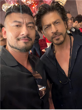 'जवान'मधील पोलीस होता रिअल आर्मी ऑफिसर - Marathi News | 'जवान'मधील पोलीस होता रिअल आर्मी ऑफिसर | Latest Photos at Lokmat.com