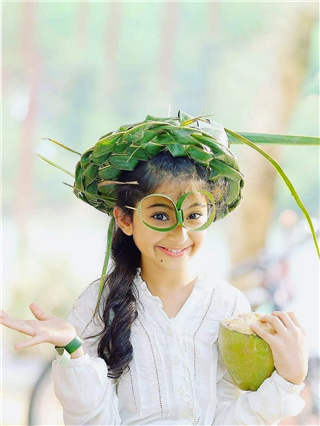 साऊथ सिनेइंडस्ट्रीतील ही बालकलाकार आहे सर्वात श्रीमंत - Marathi News | साऊथ सिनेइंडस्ट्रीतील ही बालकलाकार आहे सर्वात श्रीमंत | Latest Photos at Lokmat.com