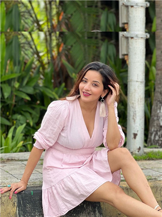 कोणी म्हणतं चंद्रमुखी तर कोणी मंजोलिका; मोनालिसाचे 'ते' फोटो व्हायरल - Marathi News | कोणी म्हणतं चंद्रमुखी तर कोणी मंजोलिका; मोनालिसाचे 'ते' फोटो व्हायरल | Latest Photos at Lokmat.com