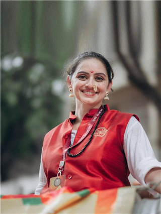राधा ही बावरी..! - Marathi News | राधा ही बावरी..! | Latest Photos at Lokmat.com
