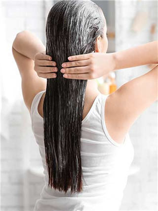 भन्नाट कंडिशनर आहेत ' या ' ८ गोष्टी, विसरा महागडे कंडिशनर... - Marathi News | भन्नाट कंडिशनर आहेत ' या ' ८ गोष्टी, विसरा महागडे कंडिशनर... | Latest Photos at Lokmat.com