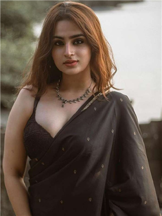 बिग बॉसफेम आयेशा खानच्या स्टायलिश ब्लाऊजचे पाहा डिझाइन्स - Marathi News | बिग बॉसफेम आयेशा खानच्या स्टायलिश ब्लाऊजचे पाहा डिझाइन्स | Latest Photos at Lokmat.com बिग बॉसफेम आयेशा खानच्या स्टायलिश ब्लाऊजचे पाहा डिझाइन्स - Marathi News | बिग बॉसफेम आयेशा खानच्या स्टायलिश ब्लाऊजचे पाहा डिझाइन्स | Latest Photos at Lokmat.com