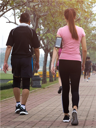 हिवाळ्यात फक्त १० मिनिटं रोज चालण्याचे ८ फायदे - Marathi News | हिवाळ्यात फक्त १० मिनिटं रोज चालण्याचे ८ फायदे | Latest Photos at Lokmat.com हिवाळ्यात फक्त १० मिनिटं रोज चालण्याचे ८ फायदे - Marathi News | हिवाळ्यात फक्त १० मिनिटं रोज चालण्याचे ८ फायदे | Latest Photos at Lokmat.com