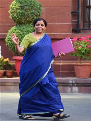 अर्थसंकल्पात 'या' ५ क्षेत्रांवर असू शकतो सरकारचा सर्वाधिक भर - Marathi News | अर्थसंकल्पात 'या' ५ क्षेत्रांवर असू शकतो सरकारचा सर्वाधिक भर | Latest Photos at Lokmat.com