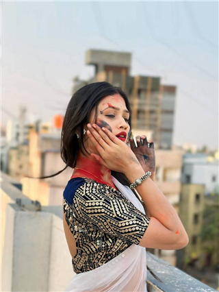 रंग बरसे भीगे चुनरवाली...! - Marathi News | रंग बरसे भीगे चुनरवाली...! | Latest Photos at Lokmat.com