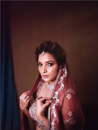 इन आँखों की मस्ती के.. - Marathi News | इन आँखों की मस्ती के.. | Latest Photos at Lokmat.com